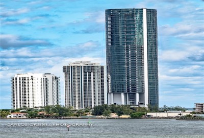 PORSCHE DESIGN, 18555 Collins Ave, Sunny Isles Beach, FL 33160
